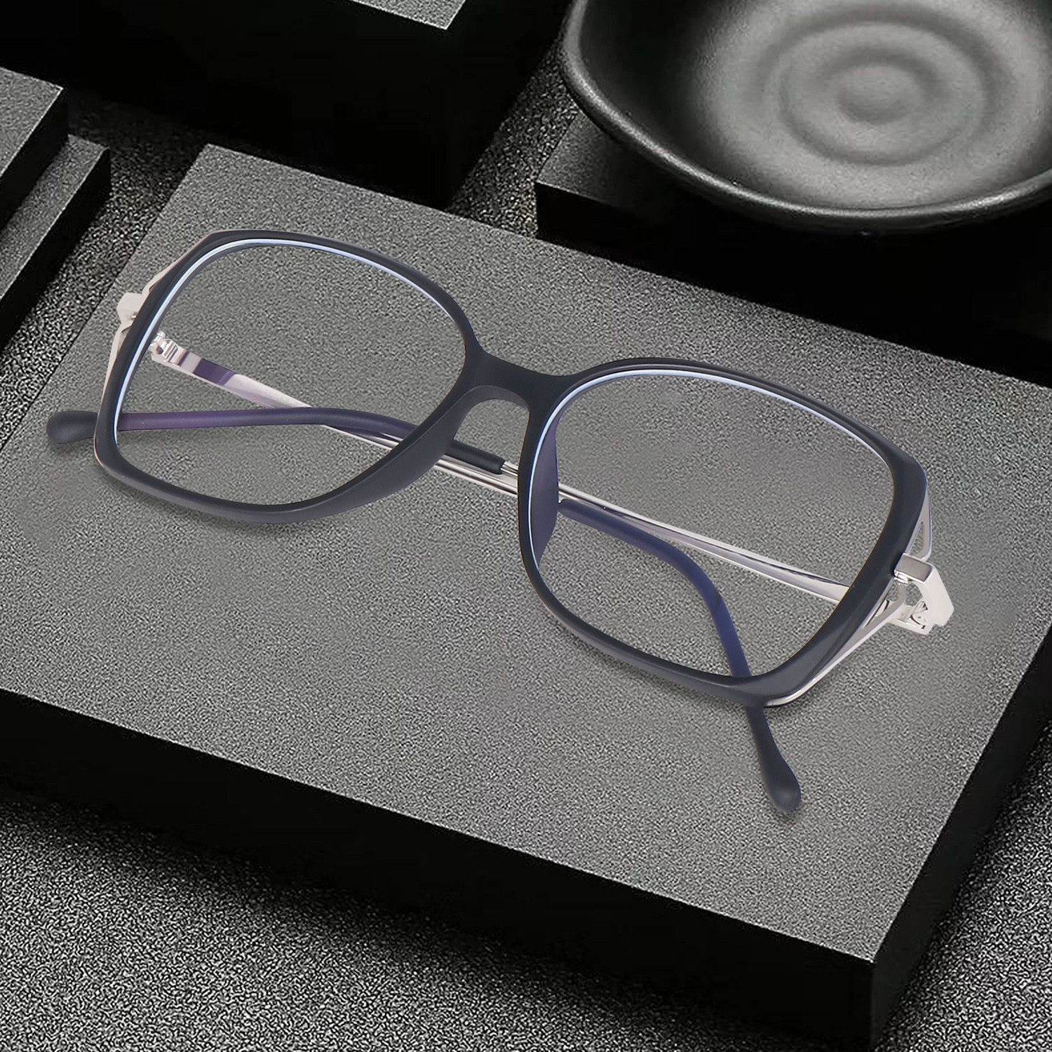 Image of MINZAAR Full Rim Cat-eyed Frame