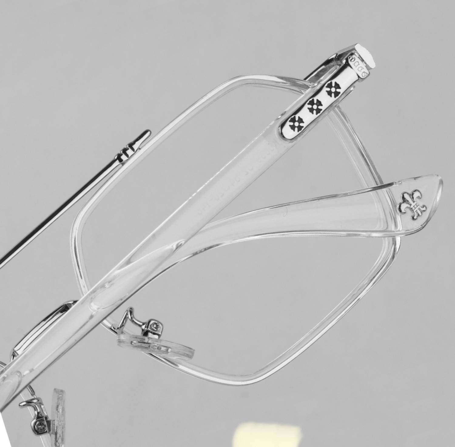 Poshh Full Rim Square Frame Eyewear - Image 4