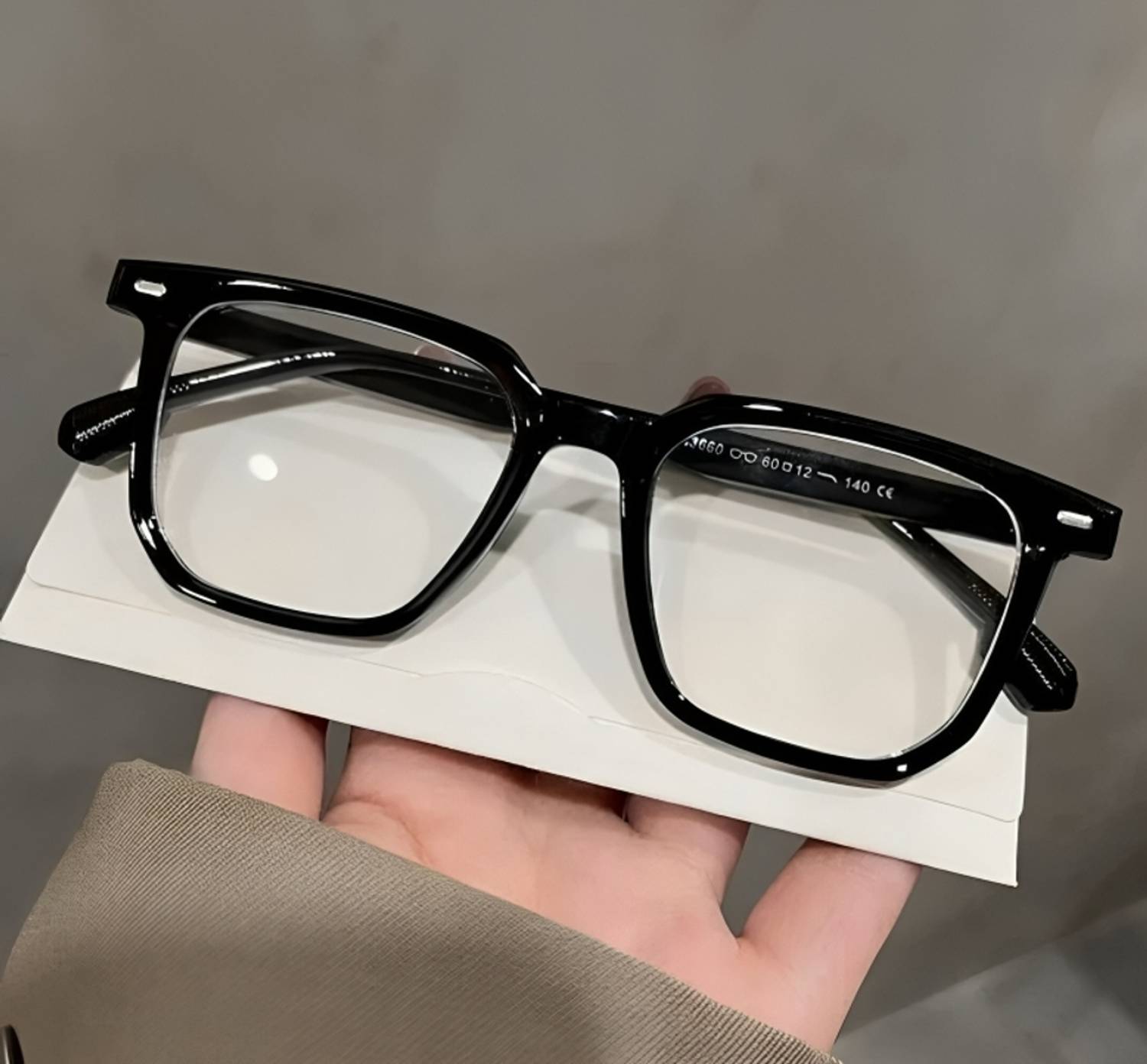 VINTSAG Full Rim Square Frame