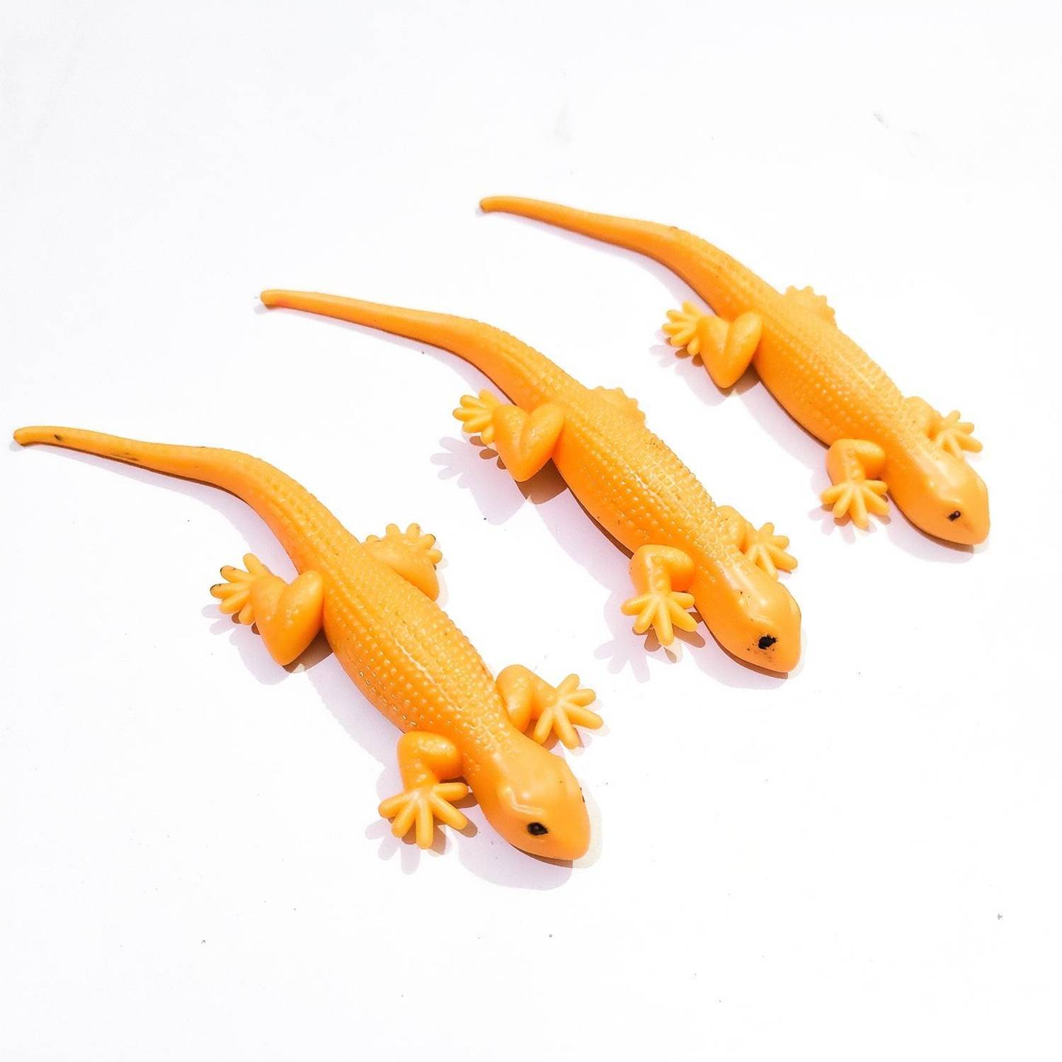 4GX Halloween Special 3 Yellow Fake Lizard House Gecko Rubber Practical Jokes Prank Trick Toys for Boys and Girls Prank Gag Toy