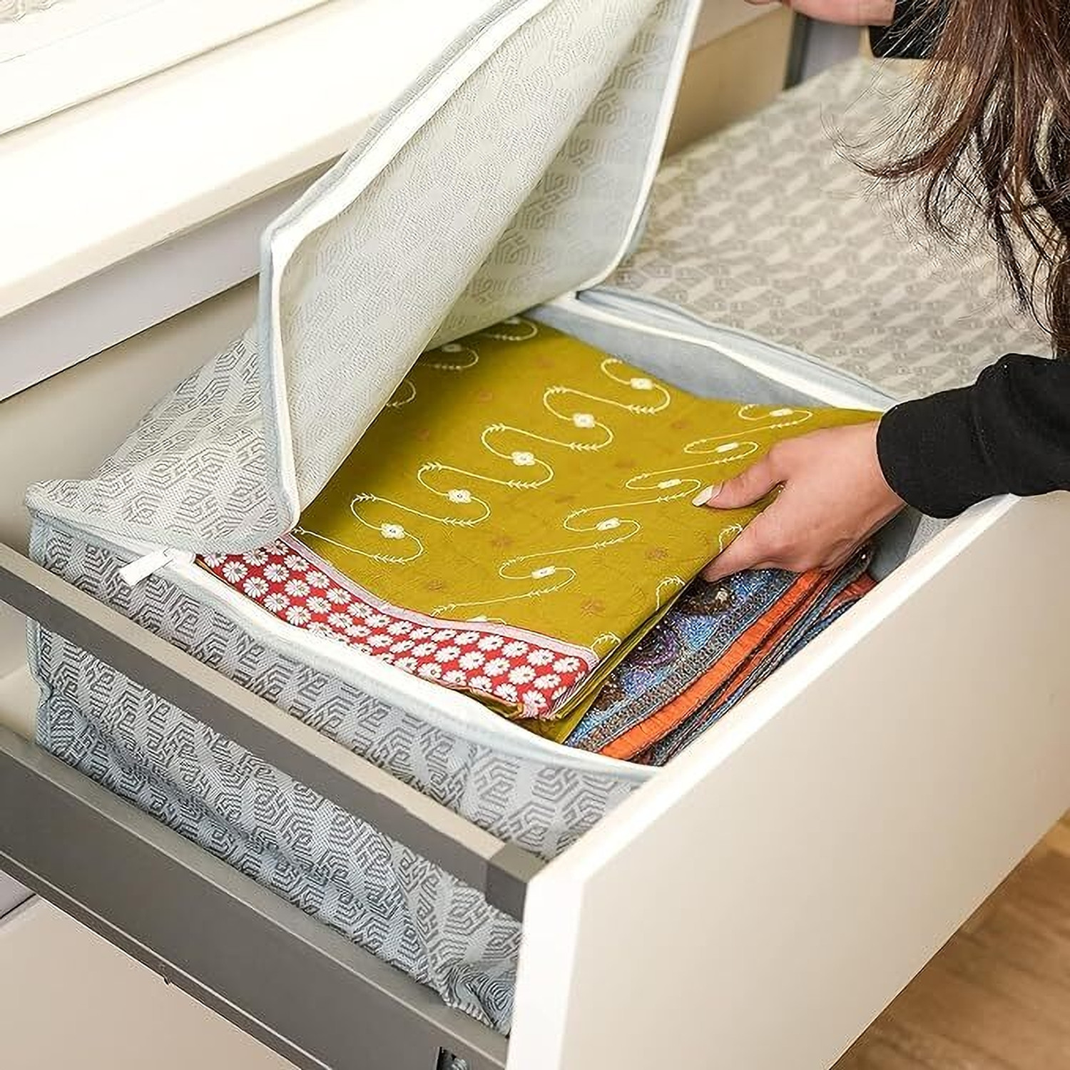 Image of HOTCORNER Cloth storage box Pack of 6 Storage organizer Saree cover Storage bag Cloth bag Organizer box Saree Cloth organiser for wardrobe Packing bags Travel organizer Space saver bag