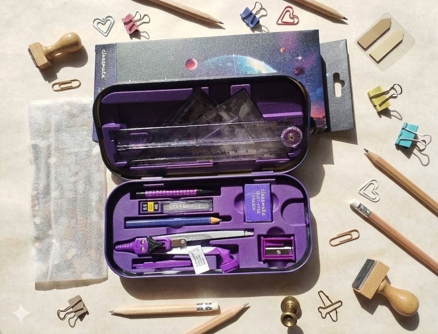 Classmate Asteroid Geometry Box Purple - Image 3