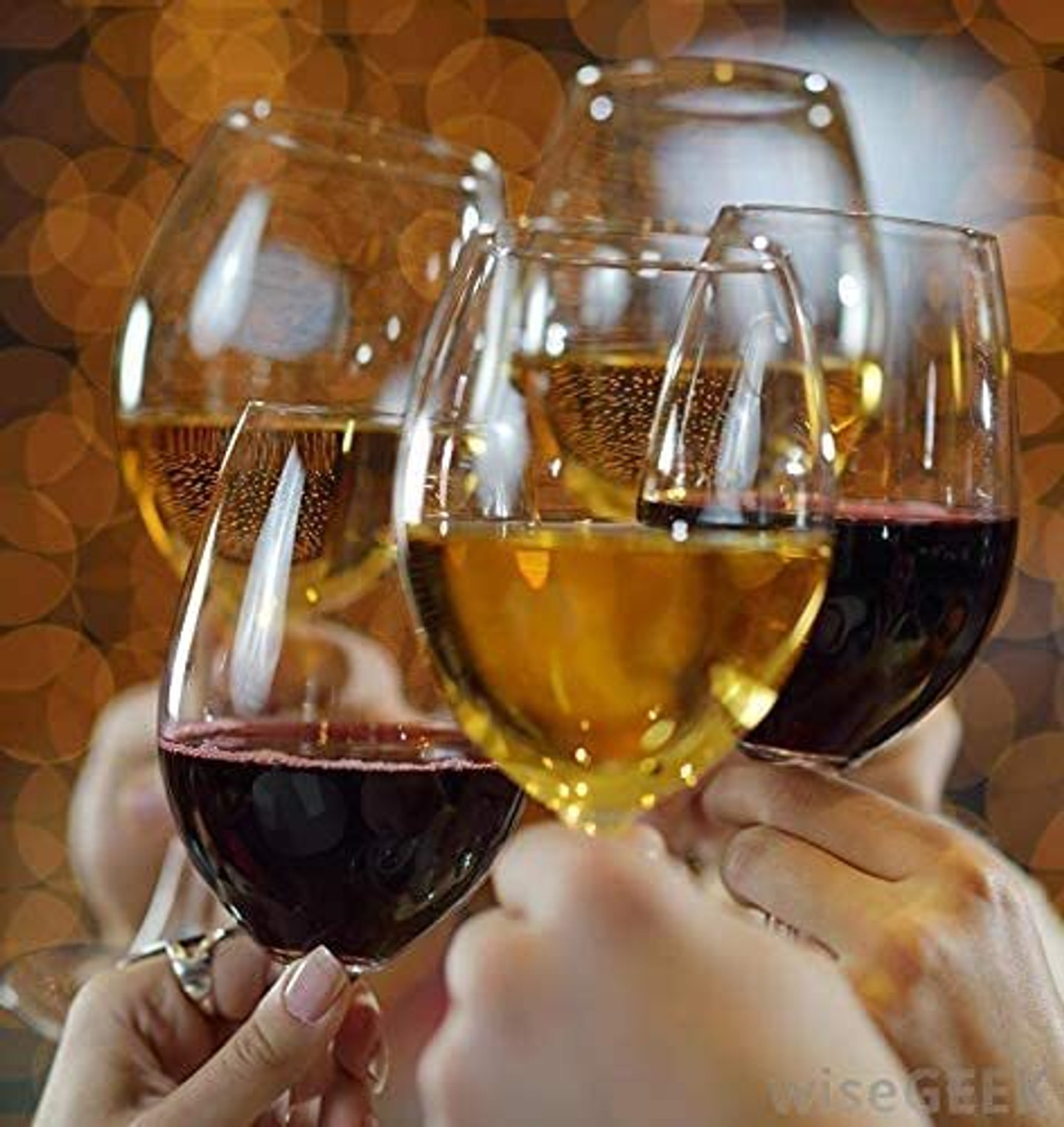 Image of GOLDFINCH (Pack of 2) Crystal Wine Glasses, Long Stem White Wine Glasses Glass Set Wine Glass