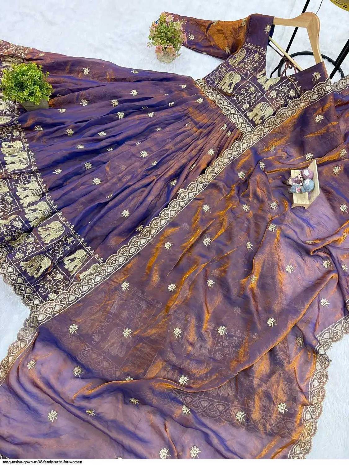 Tasrika Women Kurta Dupatta Set - Image 5