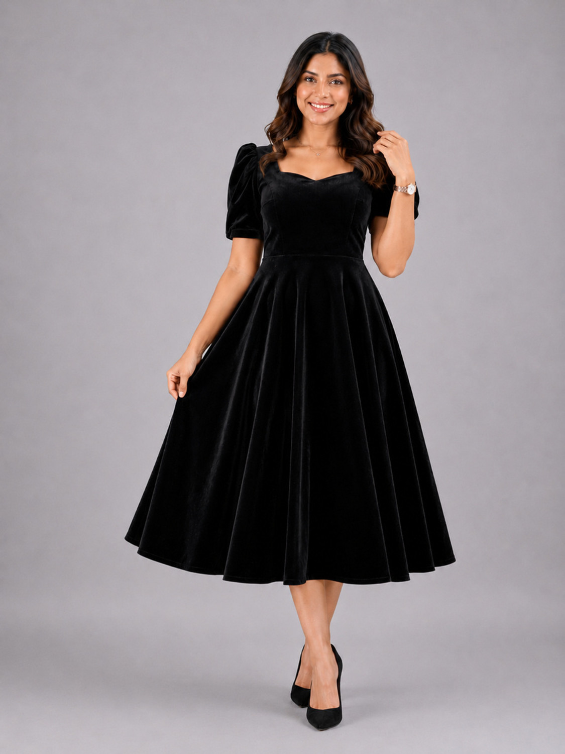 Image of Aumira Flared /A-line Gown