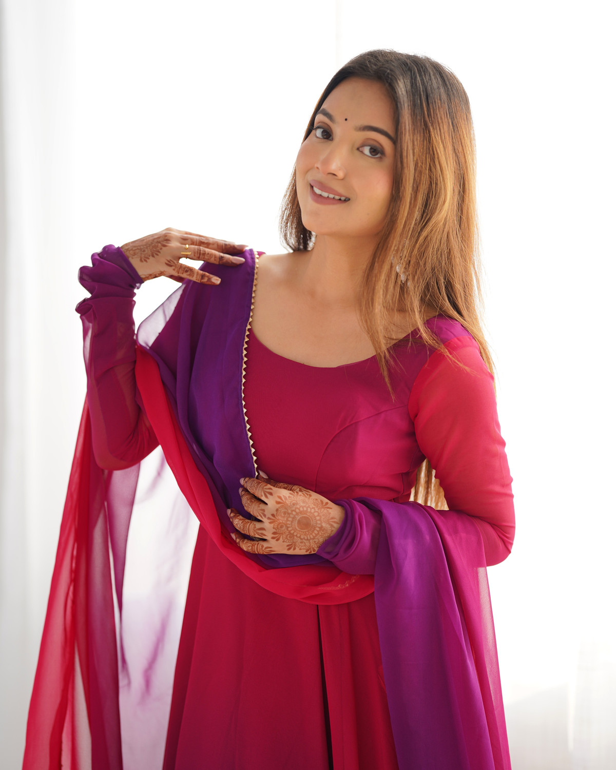Image of MANTRABOUTIQUE Women Kurta Pant Dupatta Set