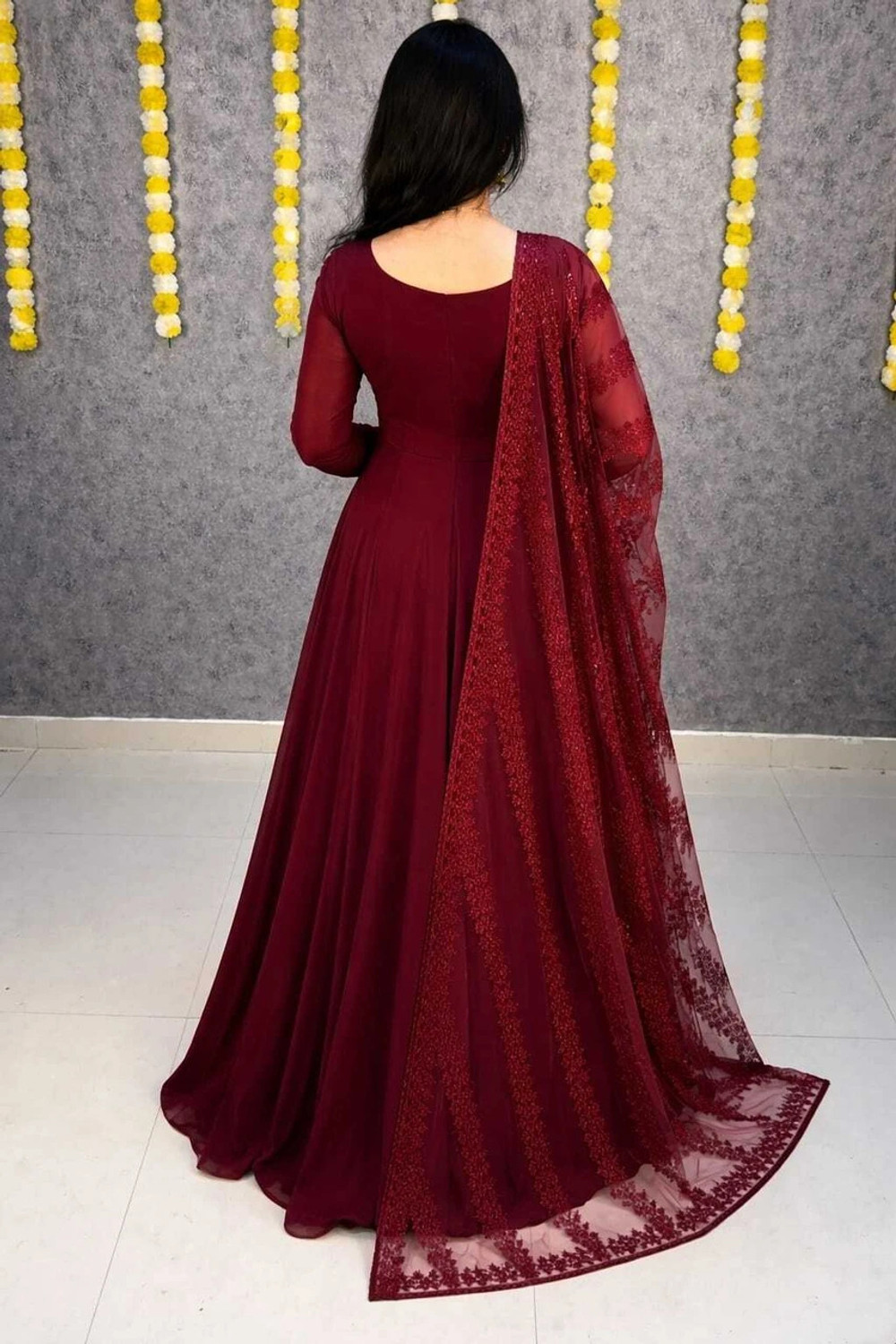 Image of WELLCRAFT Anarkali Gown