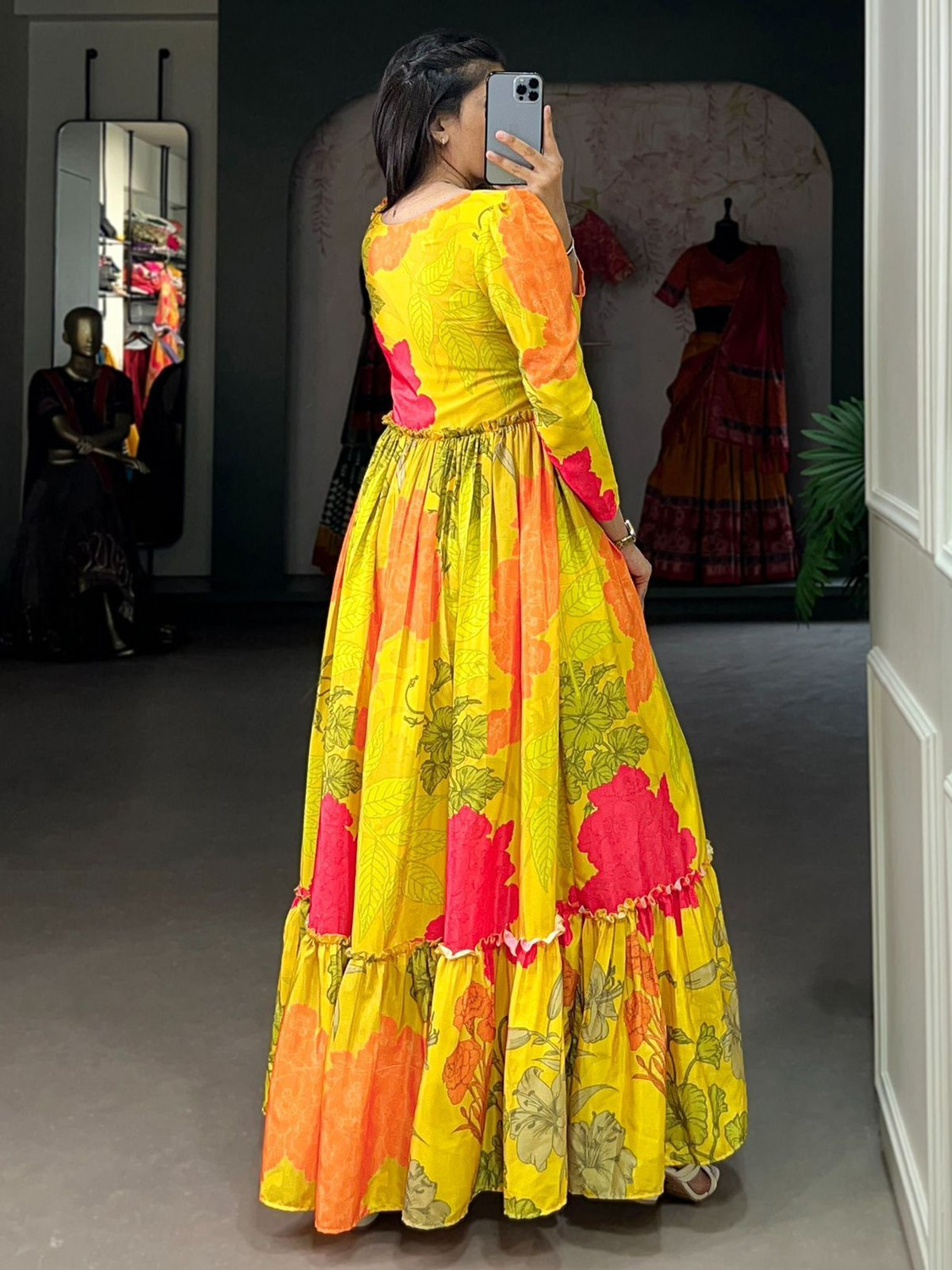 Image of LAVESSI Flared /A-line Gown