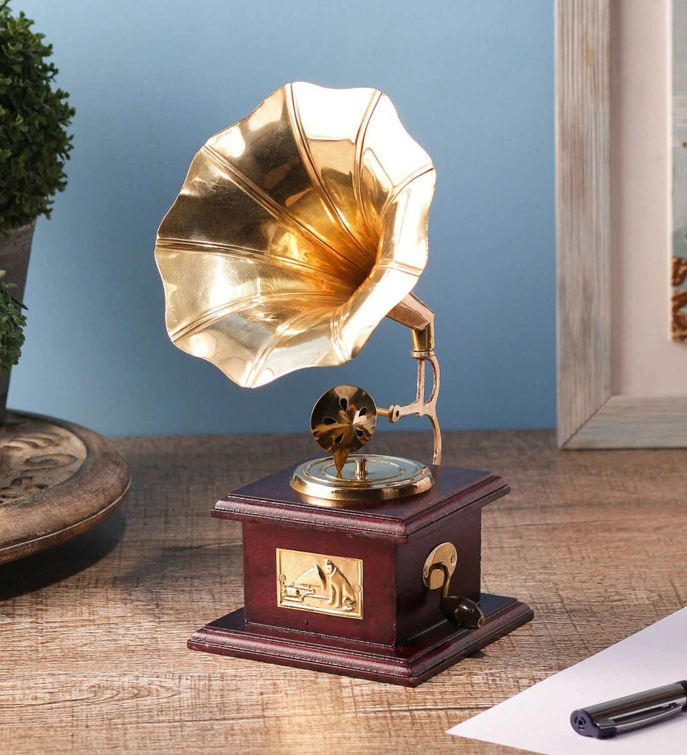 Image of ARTIFACTS Gramophone Showpiece Vintage Retro Antique Collectible Brass, Wooden Gramophone