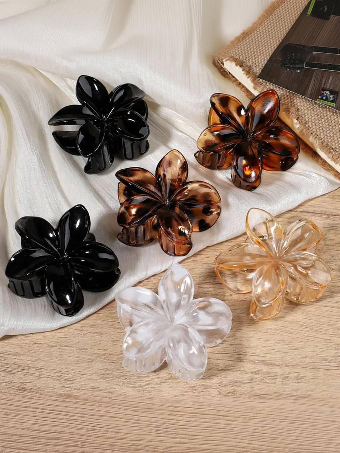 Ashkash 2Pcs Women's Acrylic Leopard Print Plastic Flower Hair Claws accessories Hair Claw