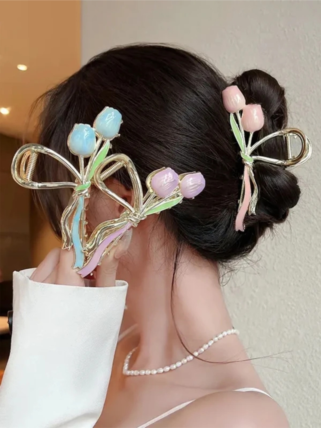 Image of Blubby Elegant Floral Metal Hair Claw Clip 2pcs Combo for Women & Girls Hair Claw