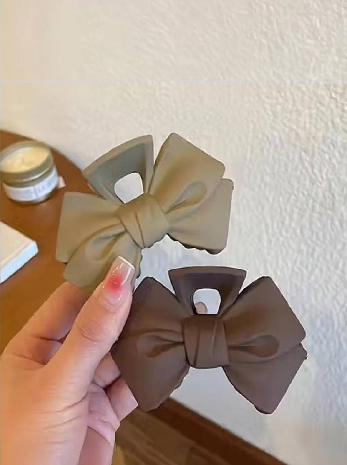 Alucia Bow Matte Hair Claw Clip Clutcher Accessories Set For Women And Girls Hair Claw