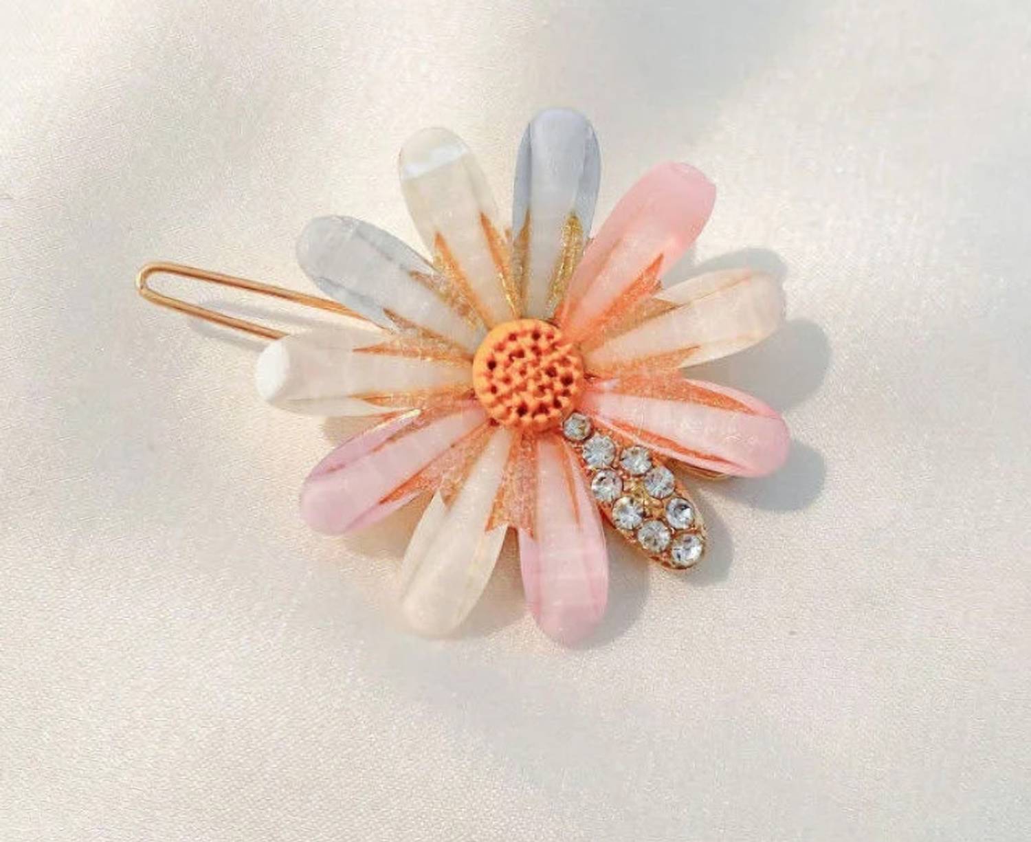 AMAZBIRD Random Design Korean Clips Hair Clip Clamps,Pearl Metal Clips For Girls Hair Clip