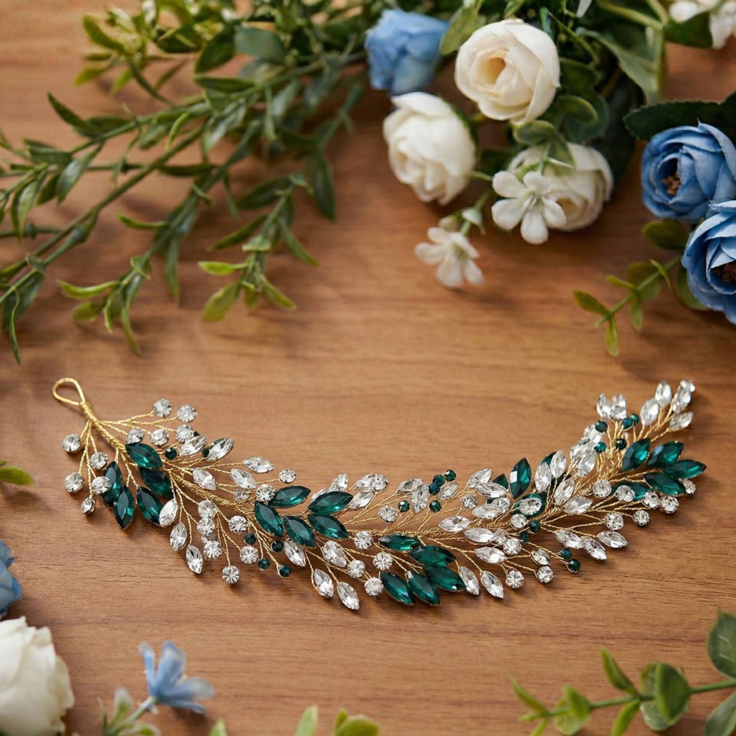 Elegant Green Rhinestone Headband Shop 1920s Headpieces - Rhinestone Chain Headband | BABEYOND main image 2