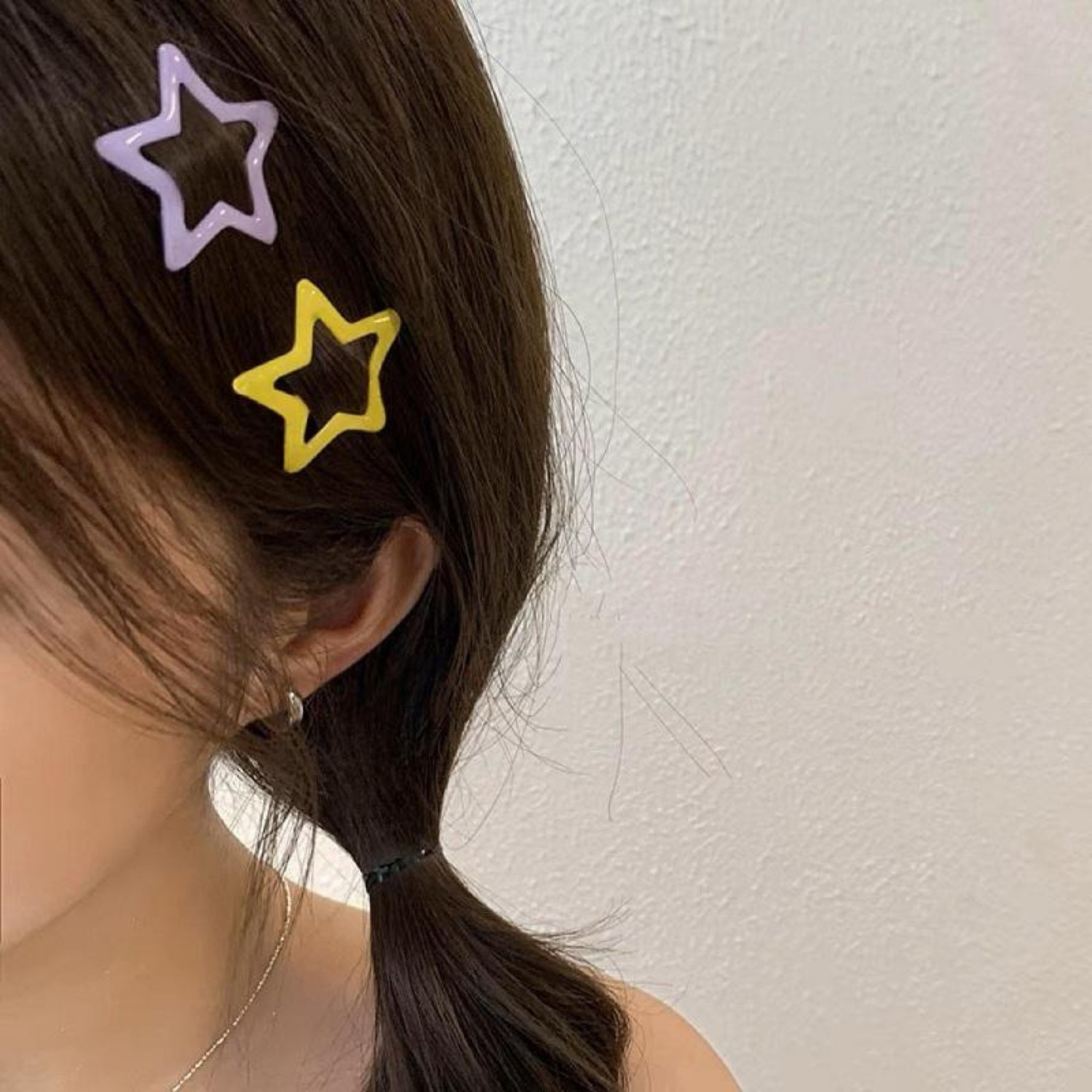 Image of Giggles Boo 20 Pcs Star Tic Tac Hair Clips for Kids, Multicolour Clips for Girls Tic Tac Clip