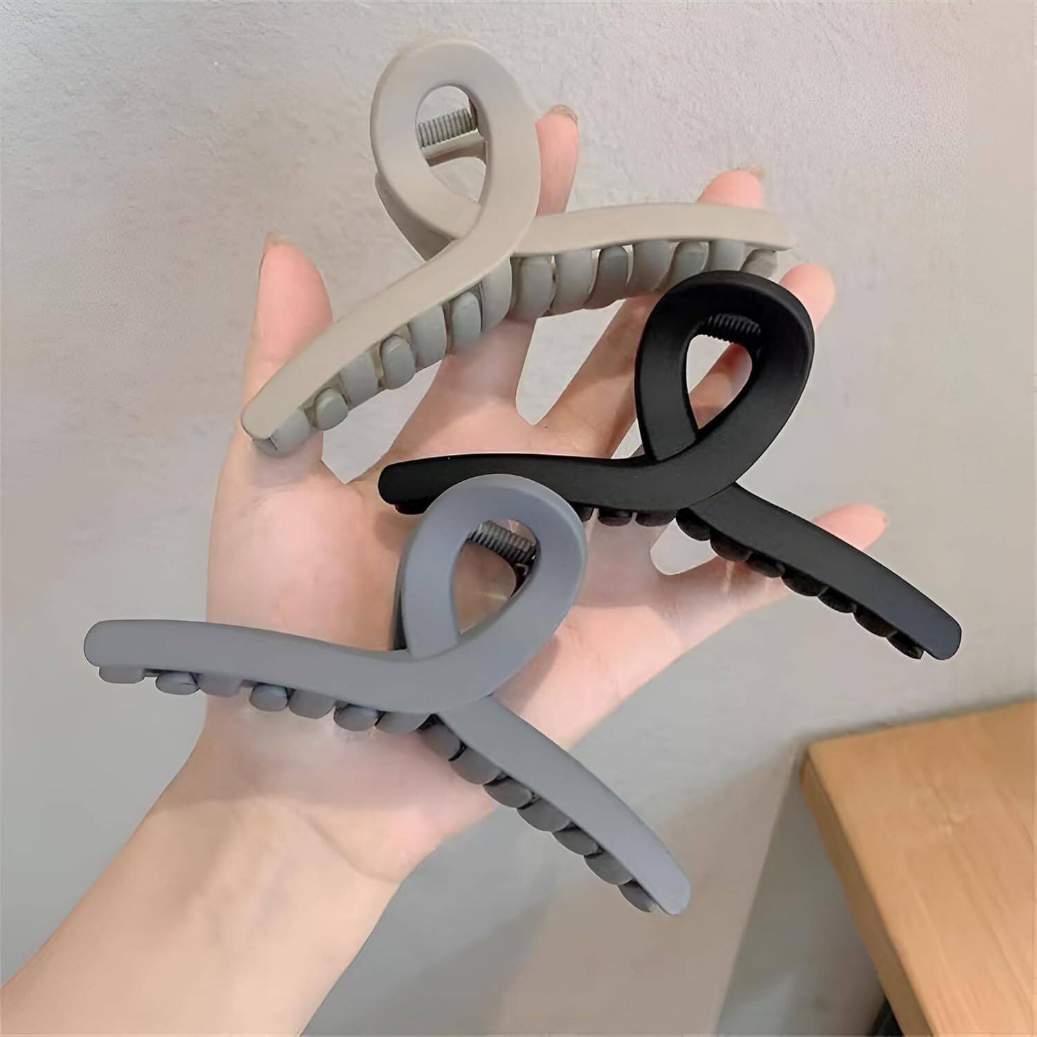 Kaima 3 PCS Trendy Matte Hair Claw Clips For Women & Girls Hair Clip
