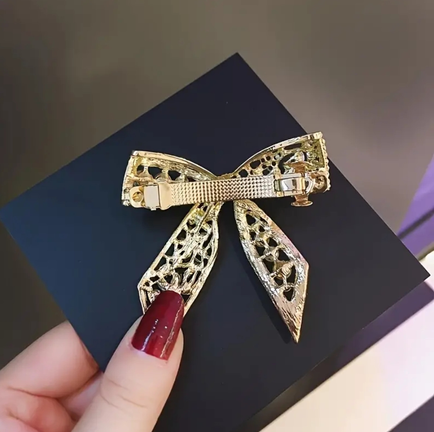 Image of Blubby Elegant Golden-Tone Crystal & Pearl Bow Hair Clip Claw for Women Hair Claw