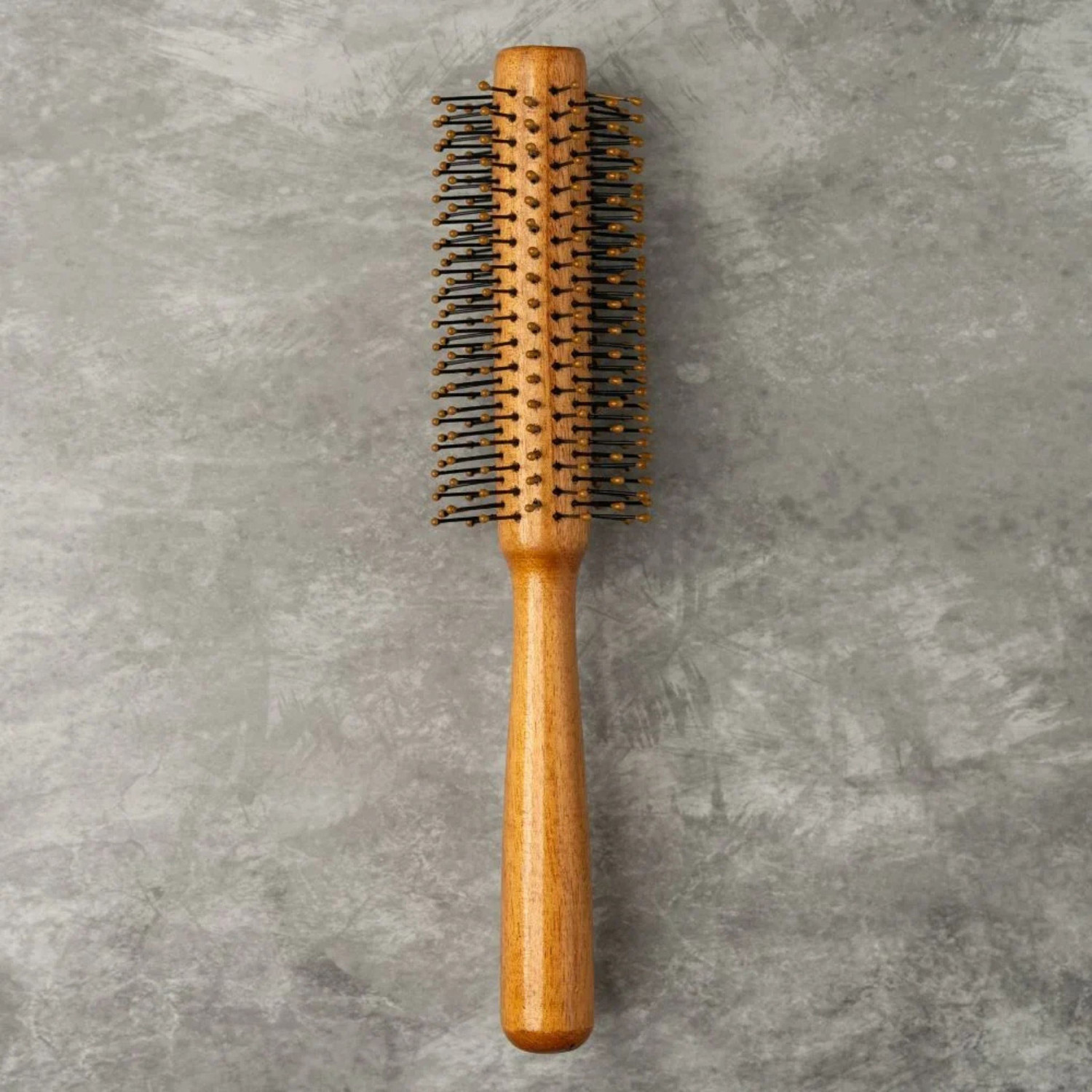 Image of Nature Maa Wooden Round Brush: Volumizing, Curling, Styling & Scalp Massage Men's /Women's