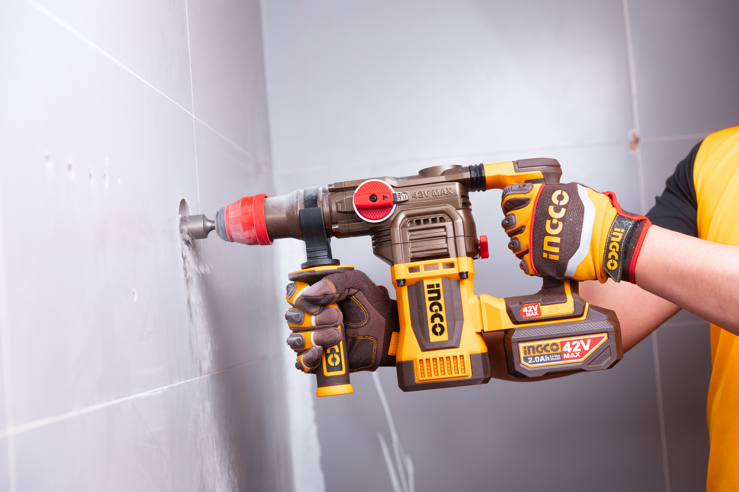 Image of INGCO CRHLI422882 Rotary Hammer Drill
