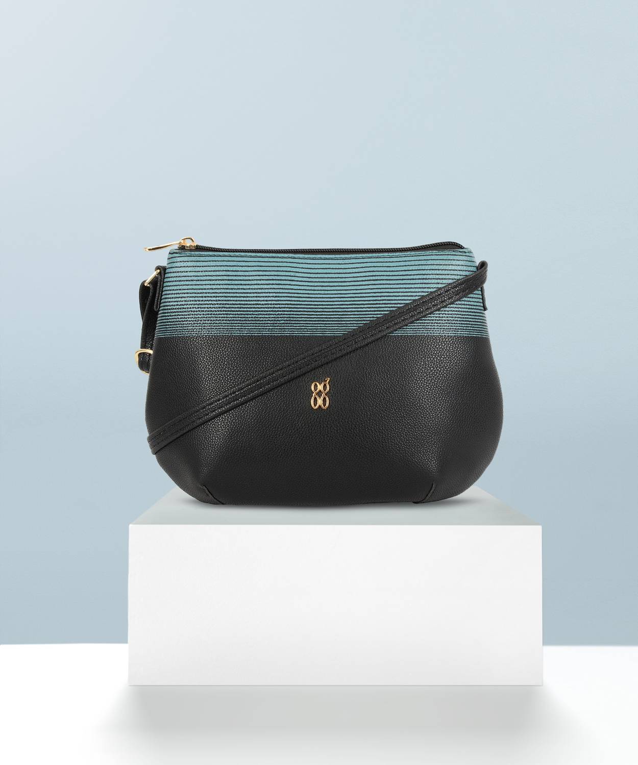 Baggit Women Black Sling Bag
