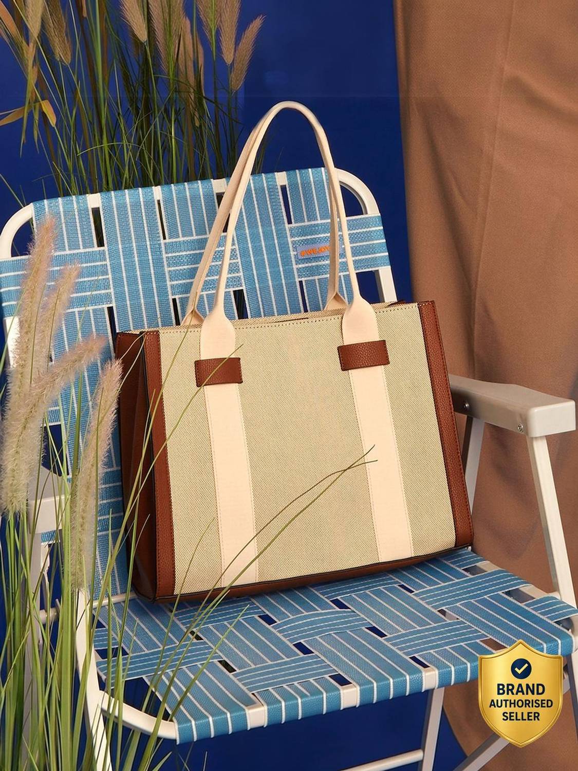 ACCESSORIZE LONDON Women White Shoulder Bag