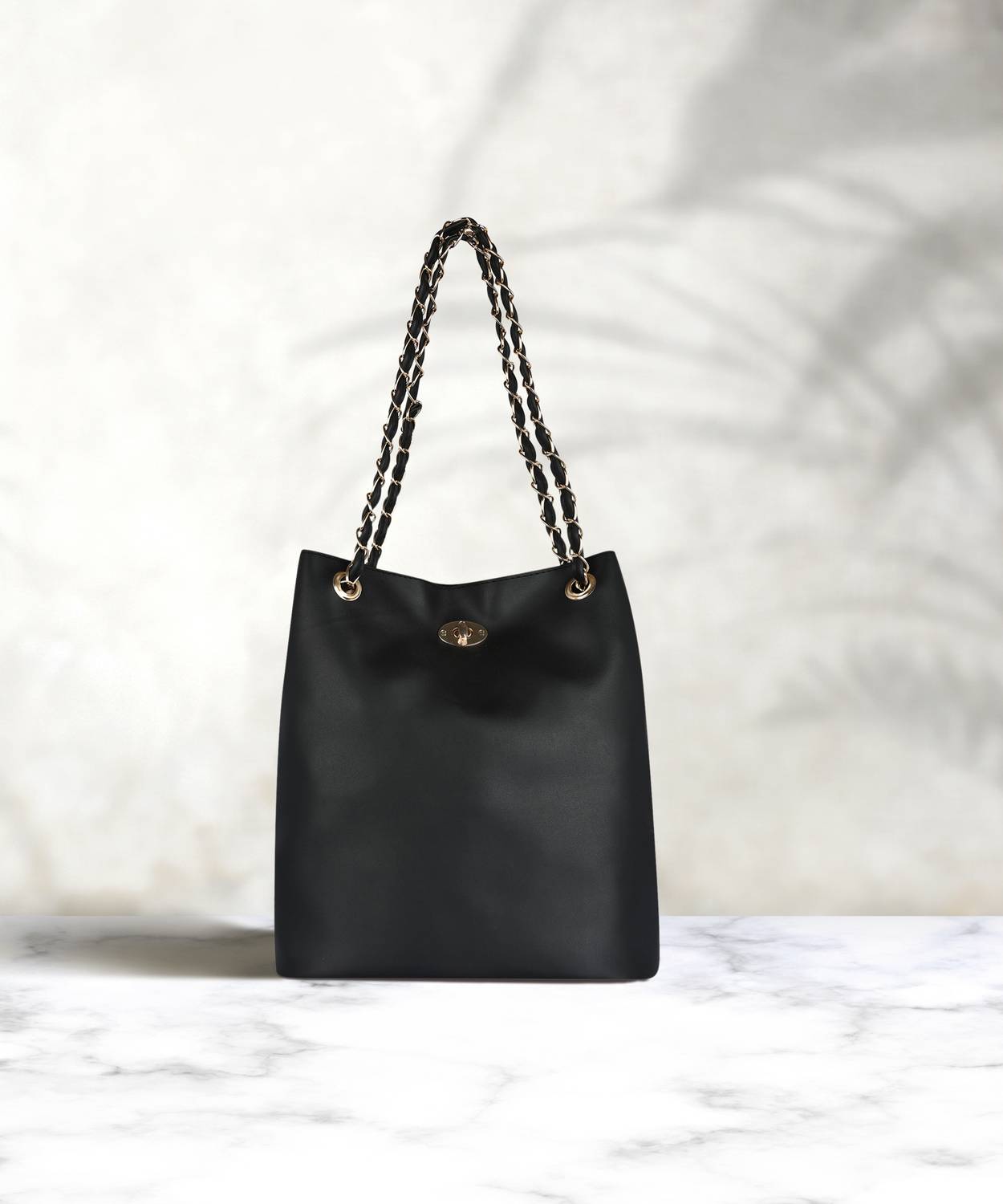 BeijoBolsa Women Black Shoulder Bag