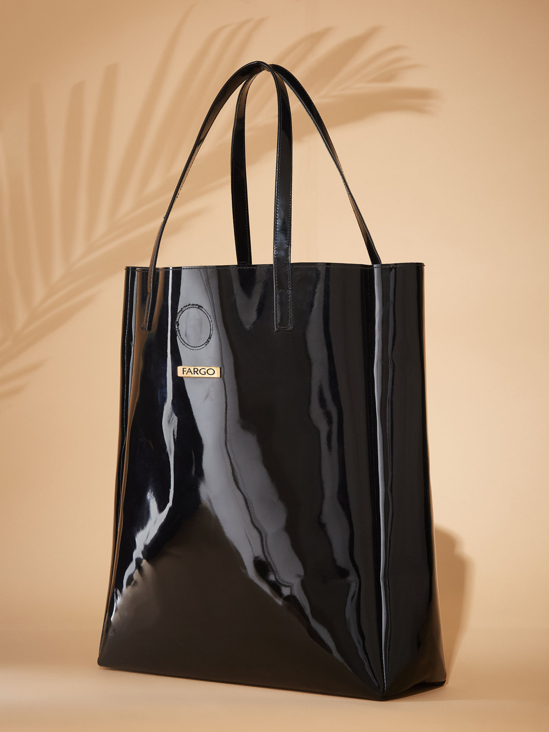 Image of Fargo Women Black Tote