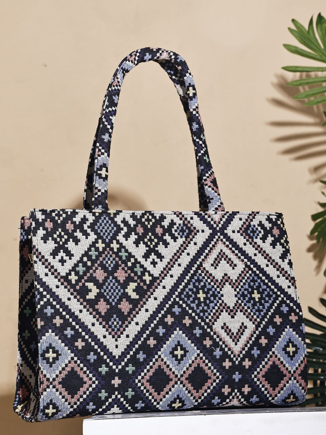 Image of PCL Women Multicolor Tote