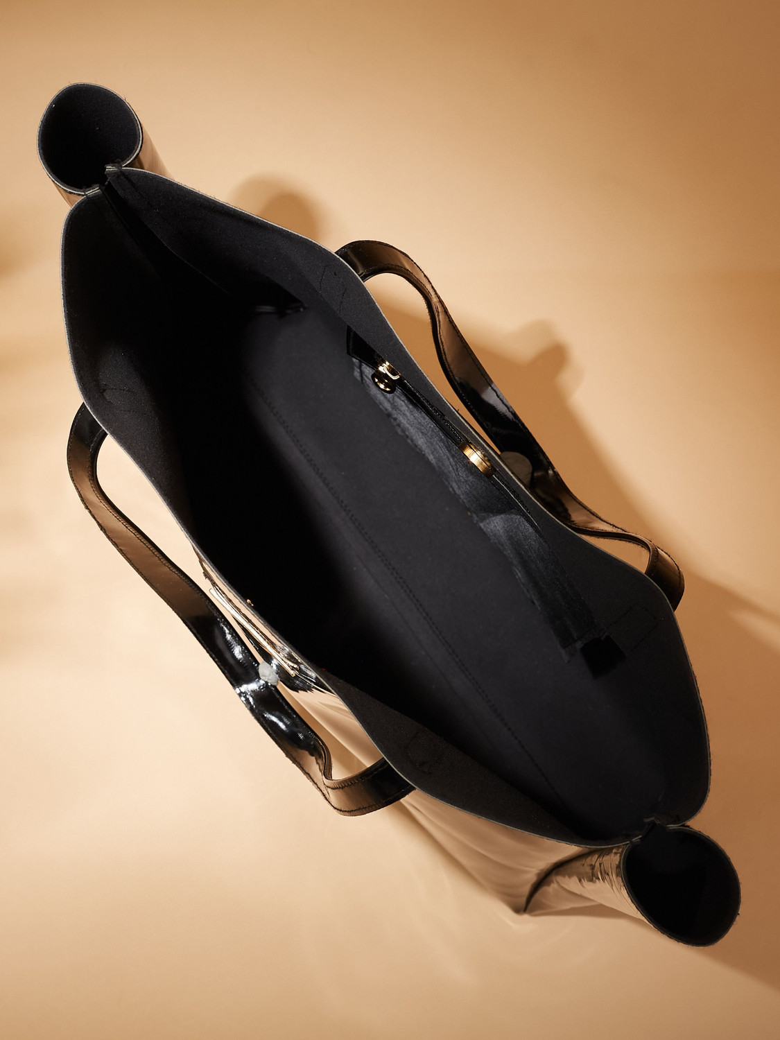 Image of Fargo Women Black Tote
