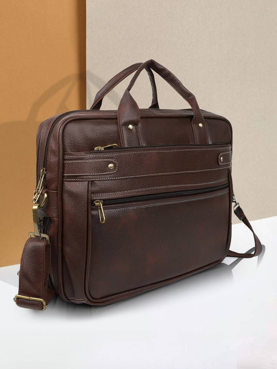 Parsley Men Brown Messenger Bag