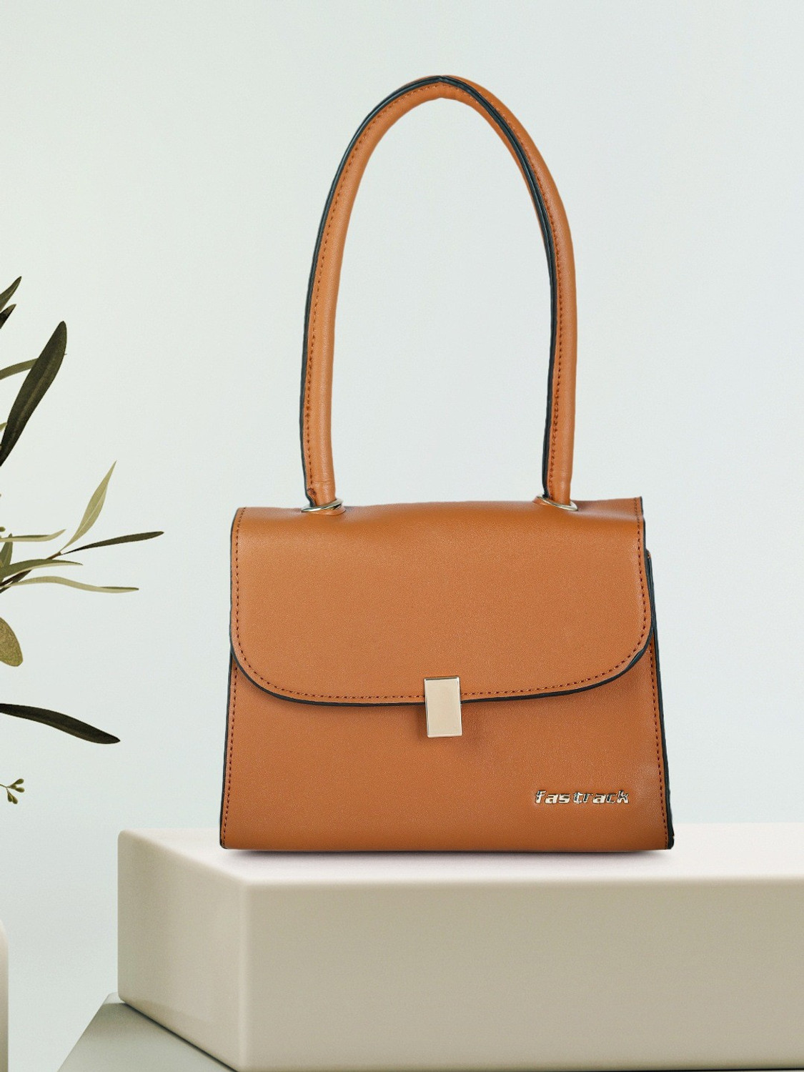 Image of HIDESIGN Women Maroon Shoulder Bag