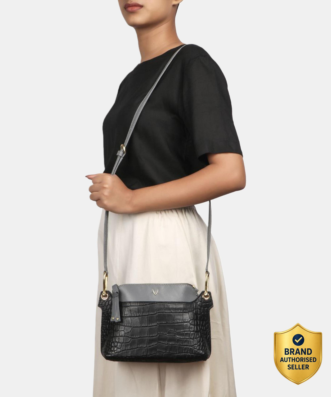Image of HIDESIGN Women Black Sling Bag
