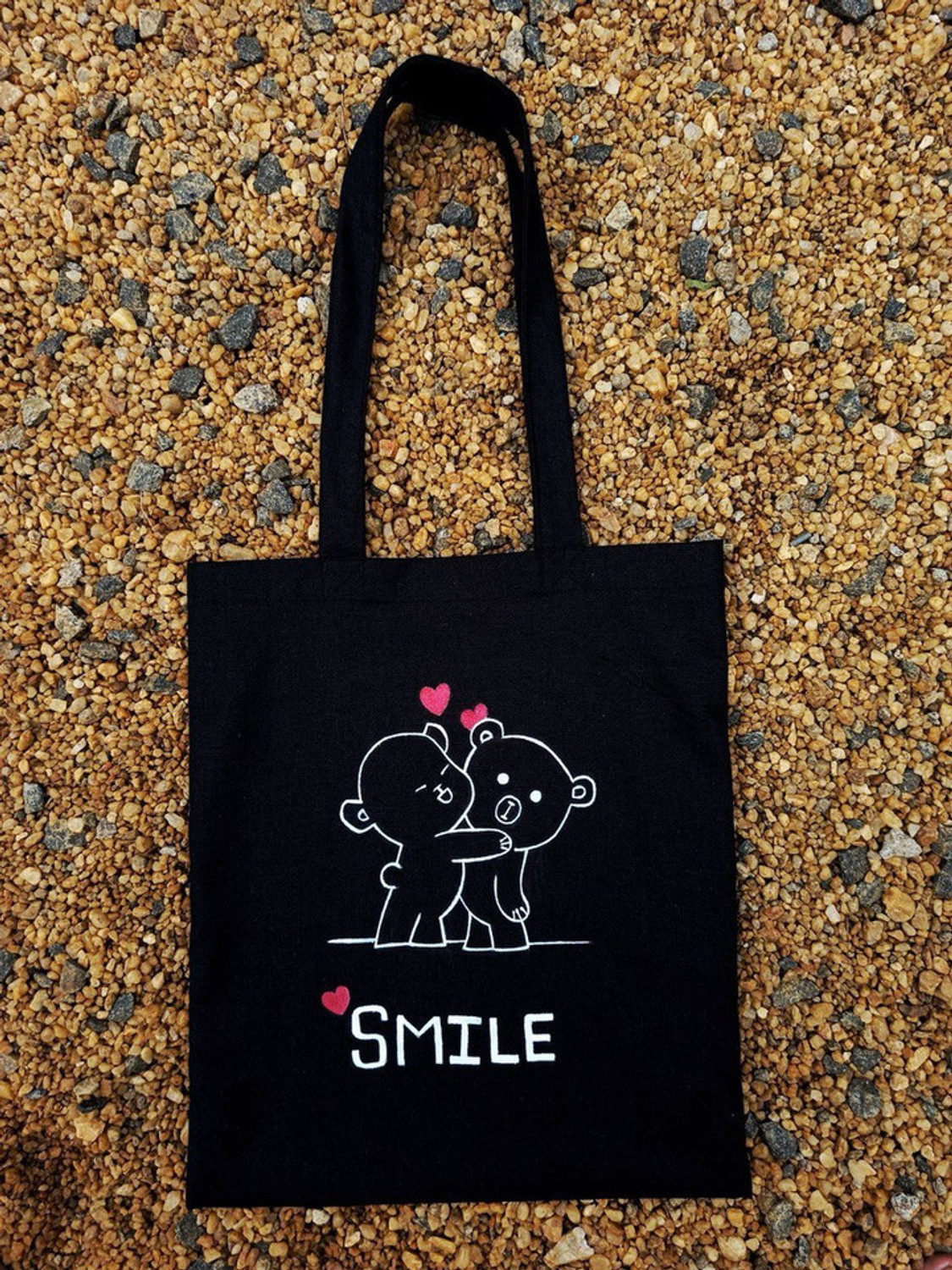 Image of prageet Women Black Tote