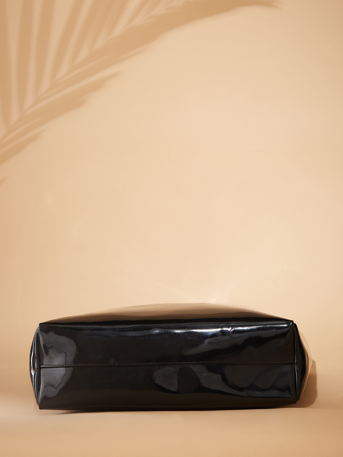 Image of Fargo Women Black Tote