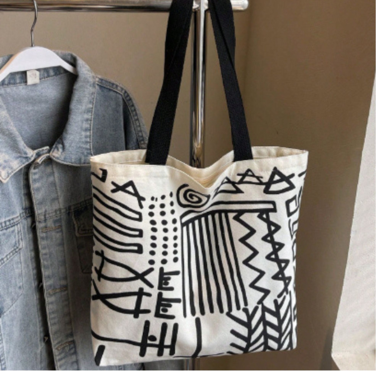 Image of THE SACK CO Women White Tote