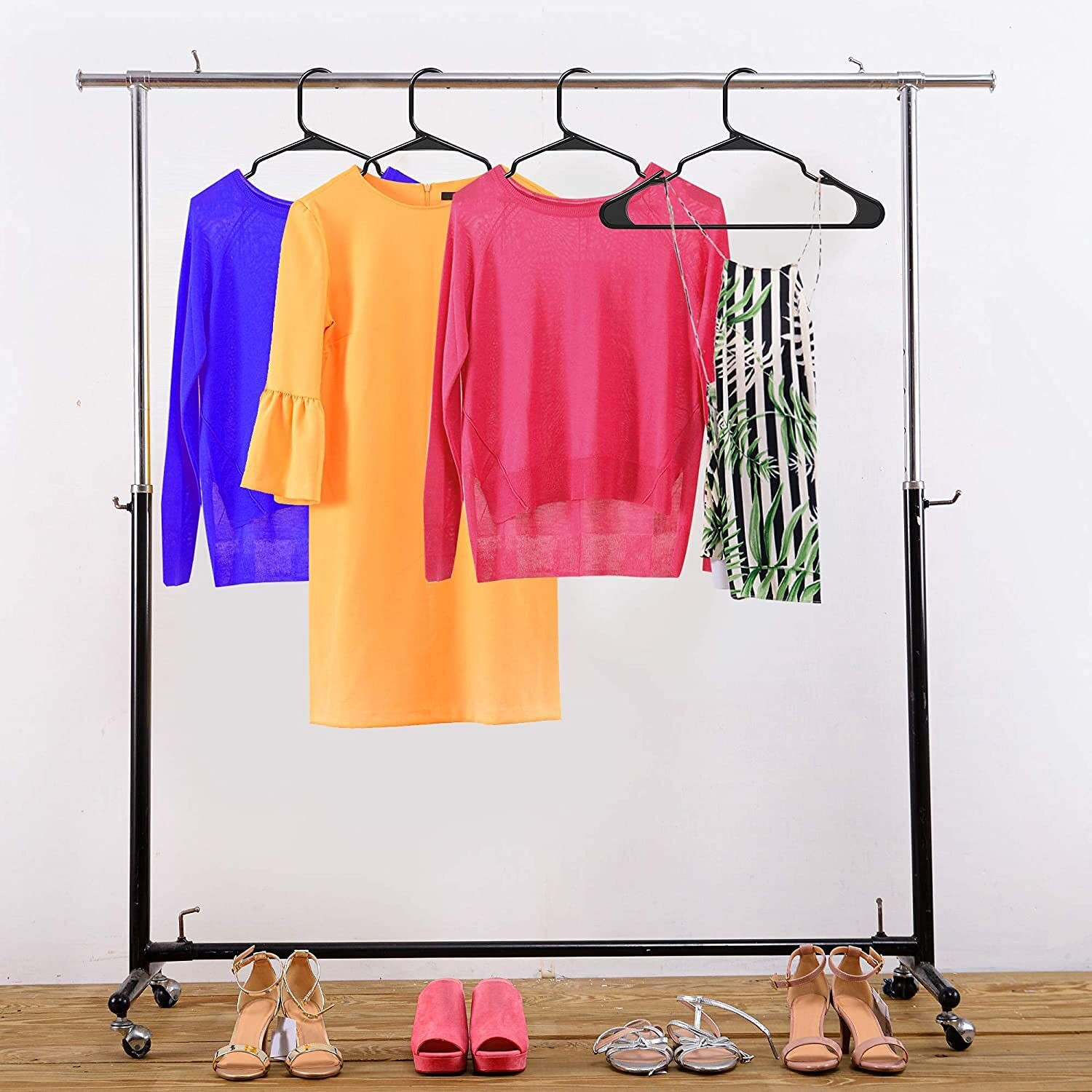Image of Moxstar Plastic Shirt Pack of 24 Hangers For Shirt