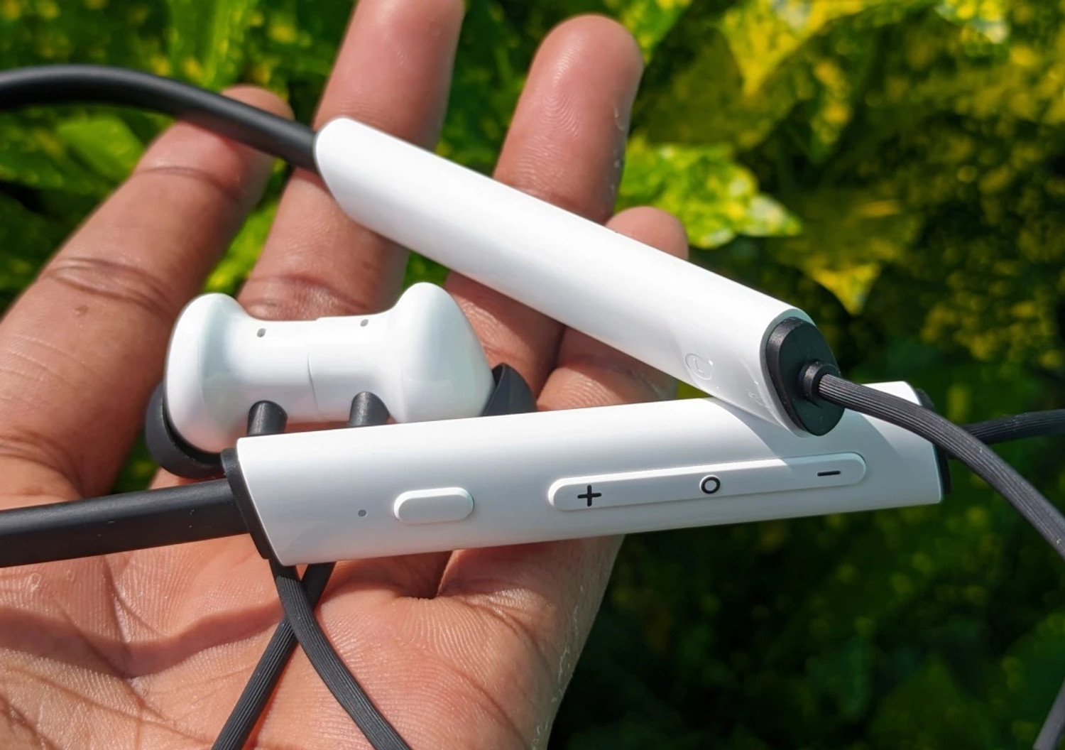 Image of Superkraft NB119 Zebra Upto 48H Playtime, ENC, Magnetic On /Off, Fast Charging Neckband Bluetooth