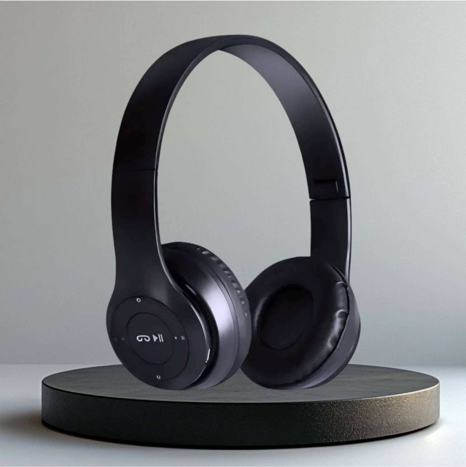 urooj Bluetooth Headset for Gaming featuring Explosive Bass and Around-Ear Design_CH Bluetooth & Wired