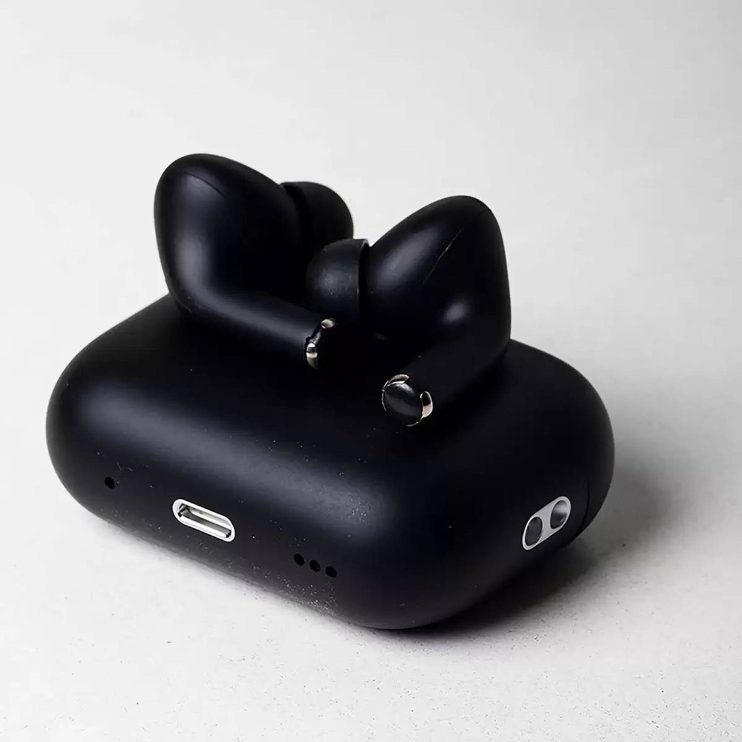 さかいゆう♡ AirPods pro uniexclusive aerpods pro Black ios popup gps name change enc