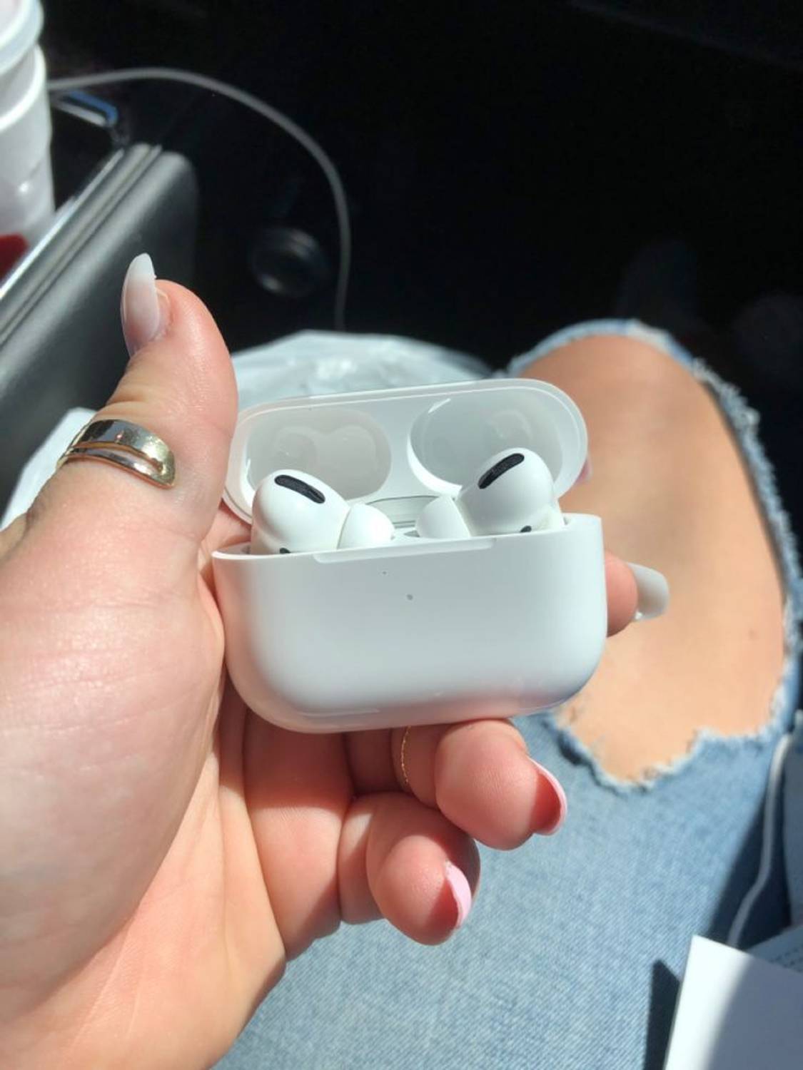 kp,enterprises AirPods Pro (2nd gene) with (USB-C) Bluetooth