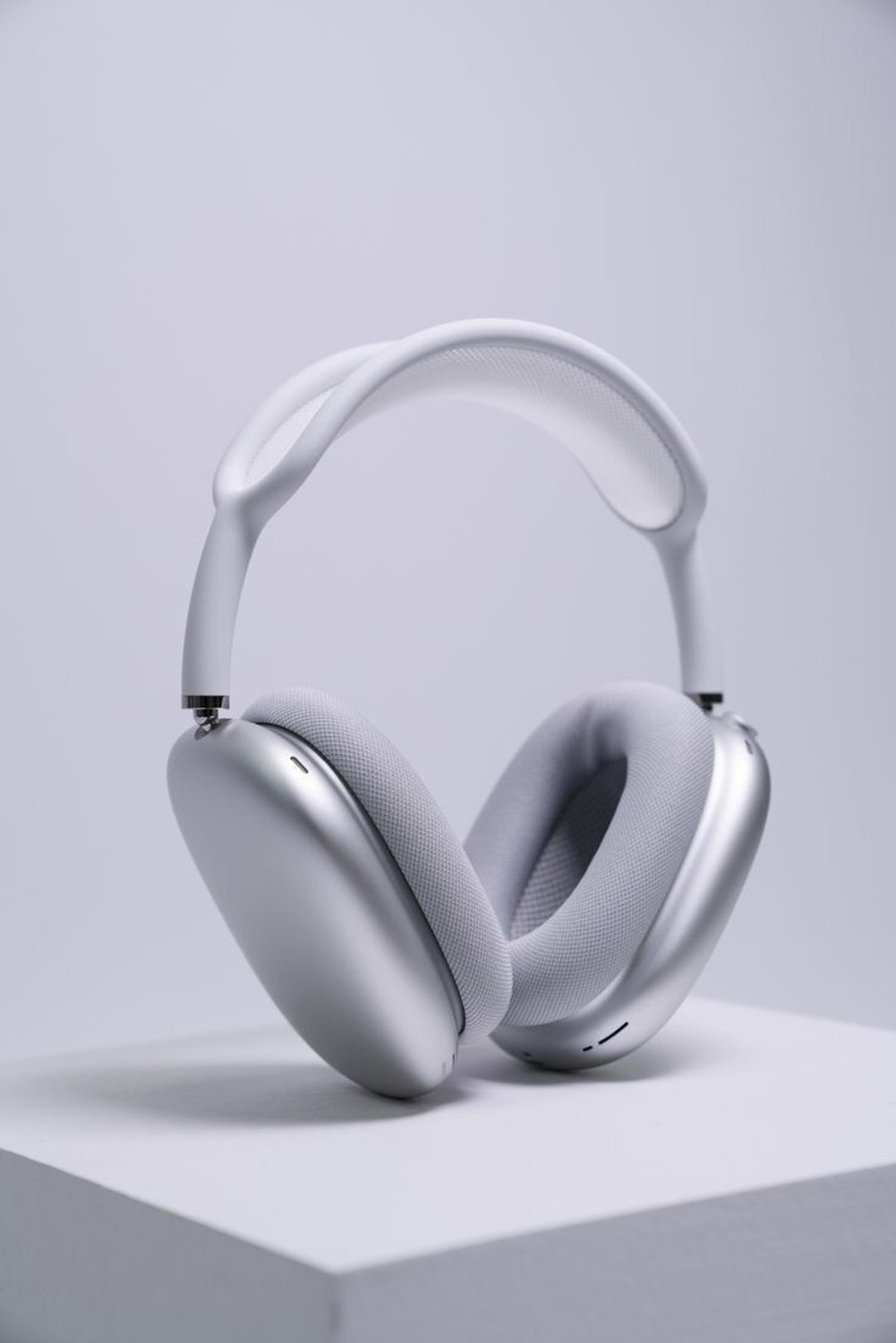 Image of SOUNDBUZZ Airwave Max Headset WhiteColour Bluetooth