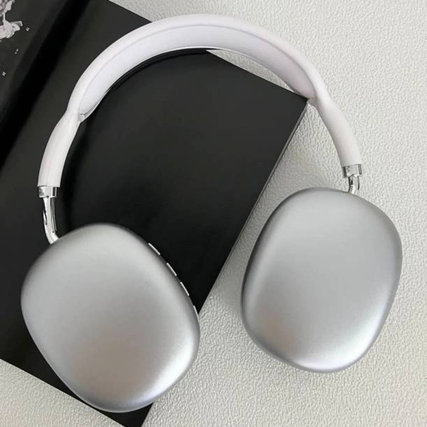 ROAR WP-114 Super Extra Bass Bluetooth Headset - Image 1