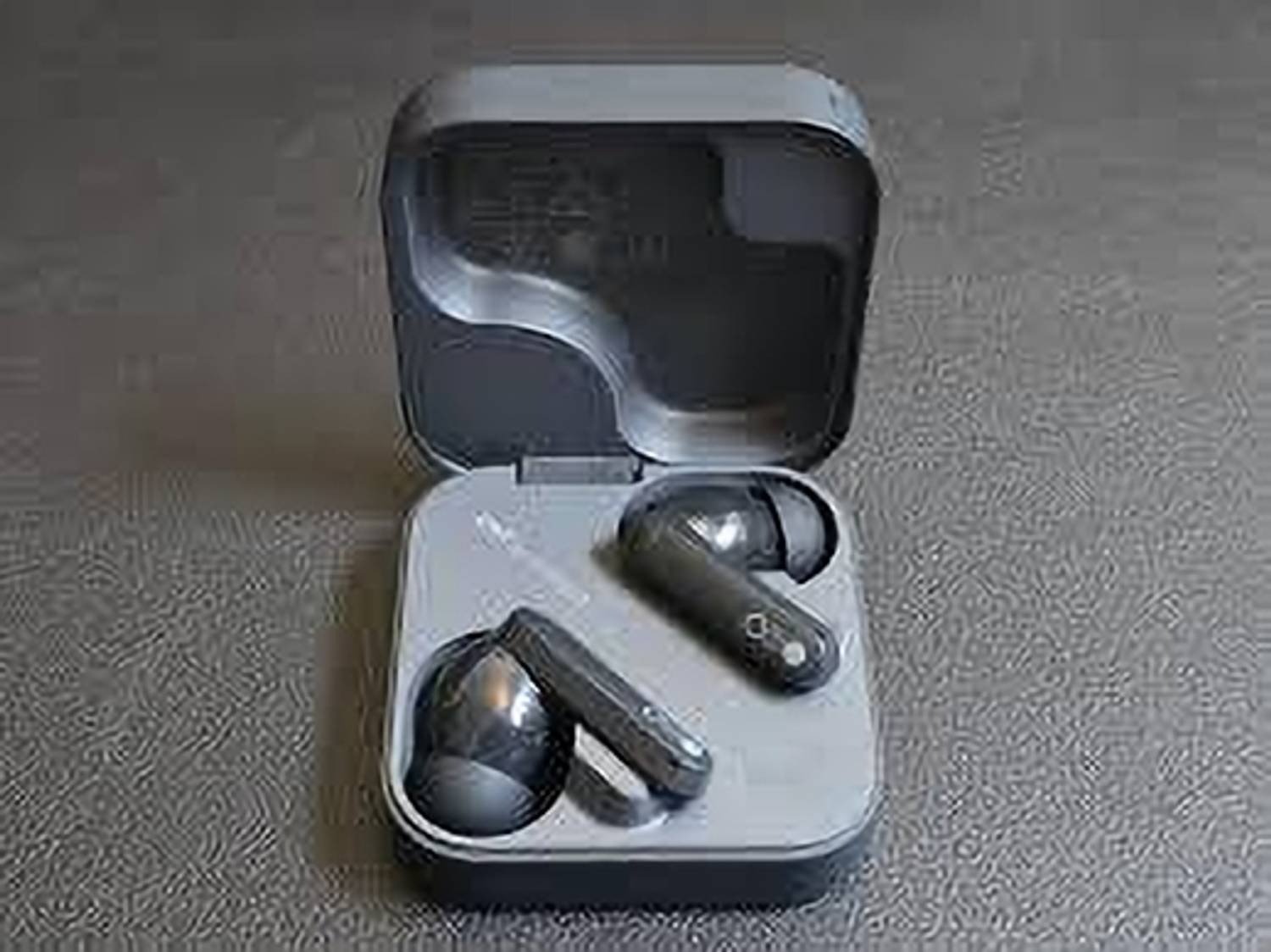 GWALBROS CMF-BLACK Bluetooth Headphone - Image 3