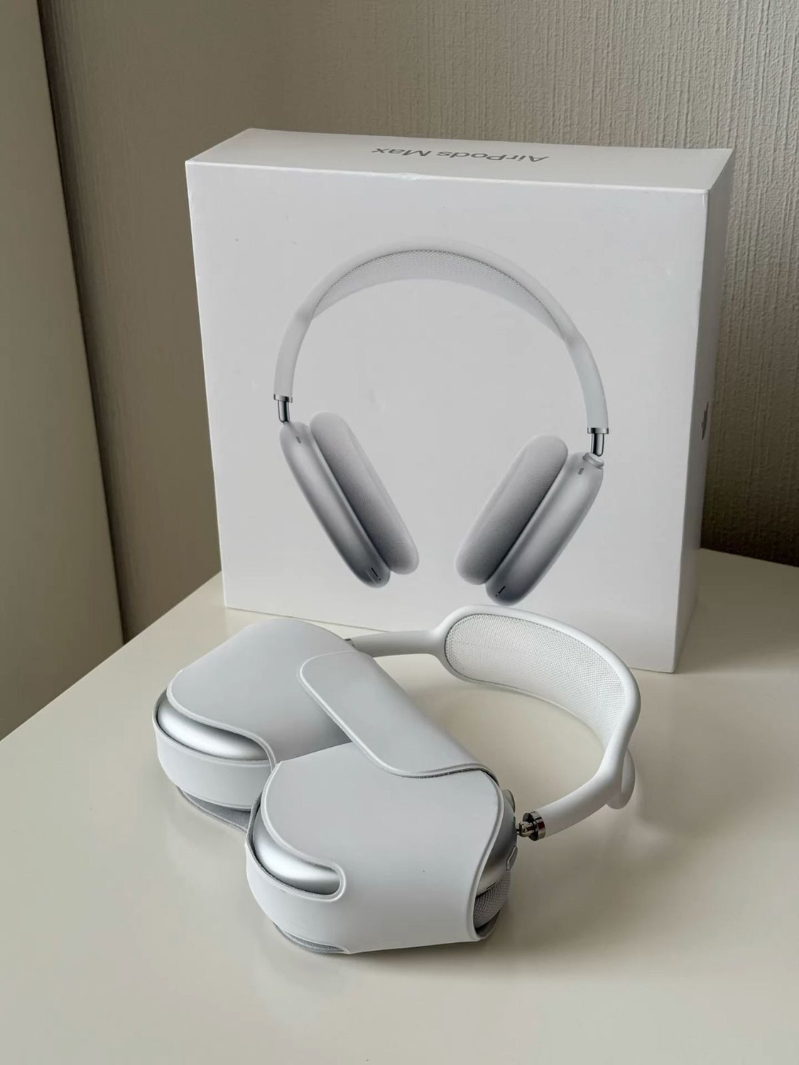 Image of SOUNDBUZZ Airwave Max Headset WhiteColour Bluetooth