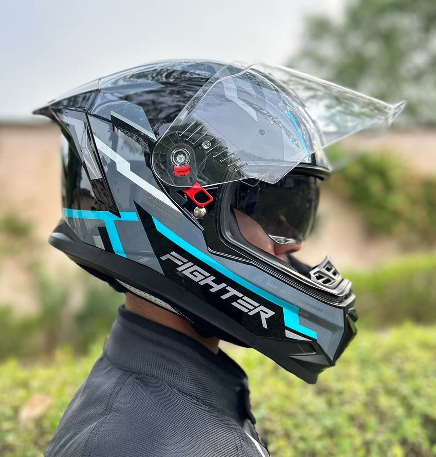 Image of Steelbird Air SBH-57 ISS Fighter Stealth X ISI /DOT Full Face Black Jazz Blue Medium 580MM Motorbike Helmet