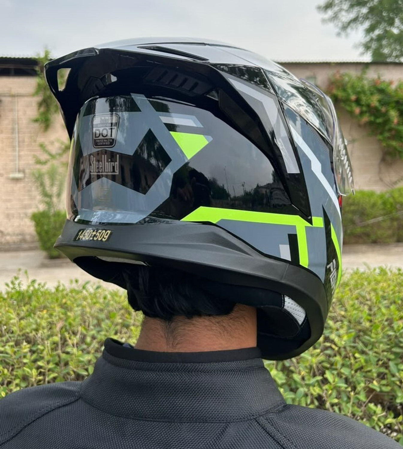 Image of Steelbird Air SBH-57 ISS Fighter Stealth X ISI /DOT Certified Full Face Black Neon Medium 580MM Motorbike Helmet