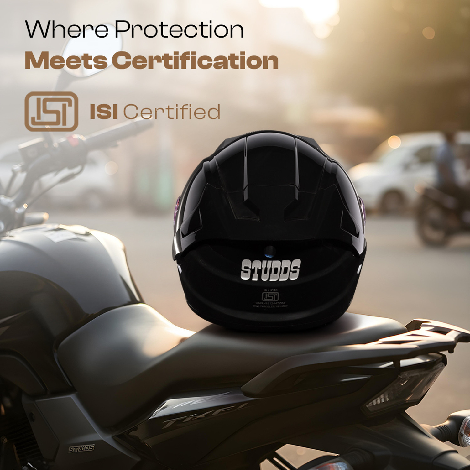 Image of STUDDS Raider Super ISI Certified Full Face Helmet with Spoiler and Clear Visior Motorbike Helmet