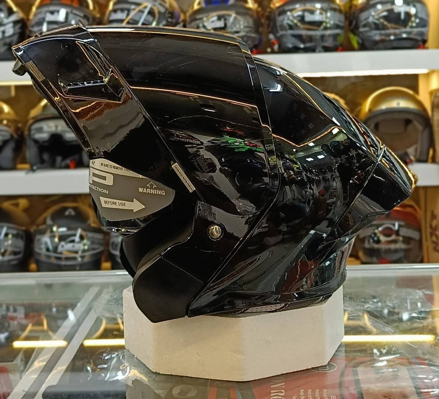 Steelbird Air SBA-20 ISS Motorbike Helmet Black - Image 3