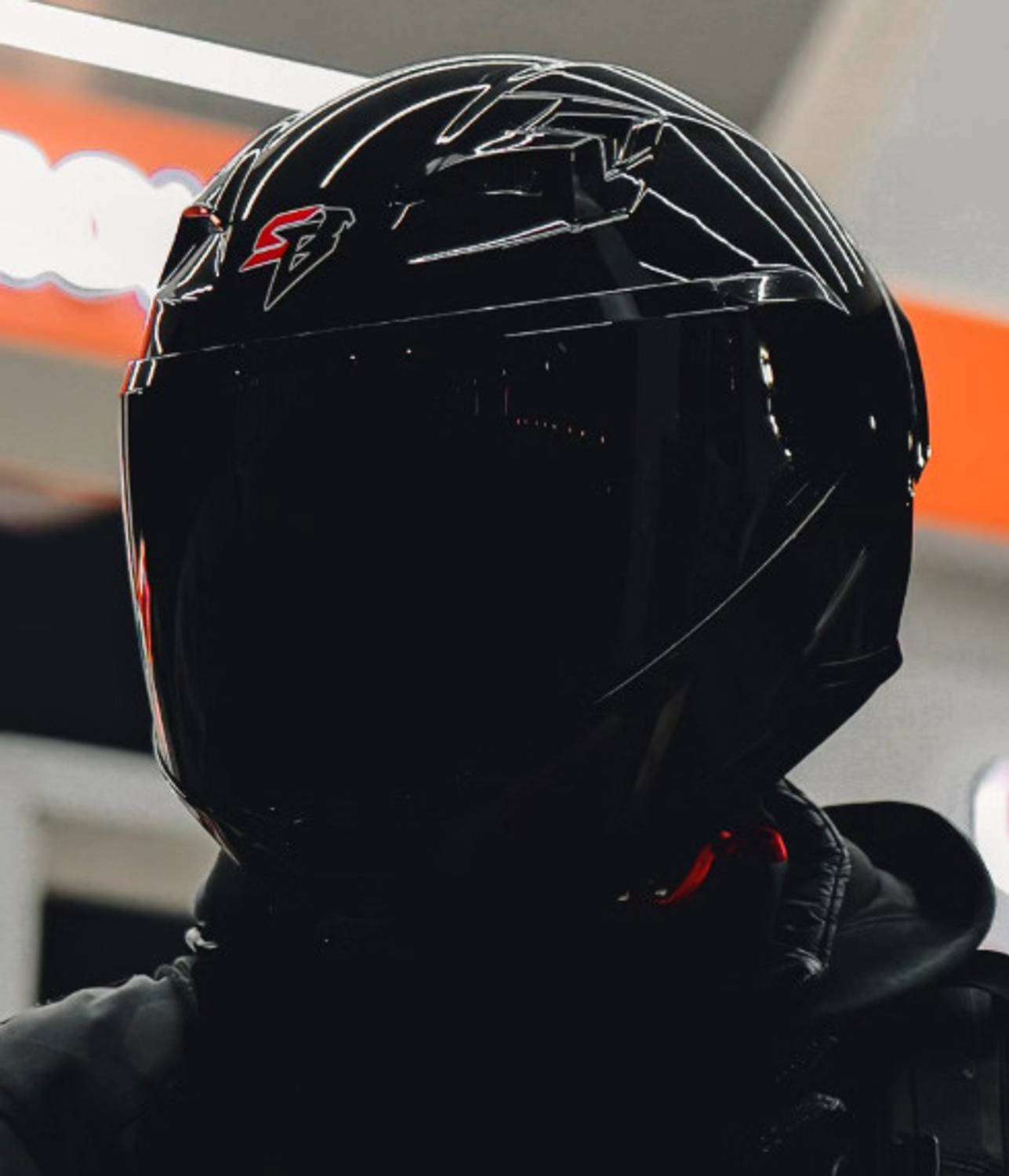 Steelbird Air SBA-11 ISS LT Glossy Black Helmet - Image 2