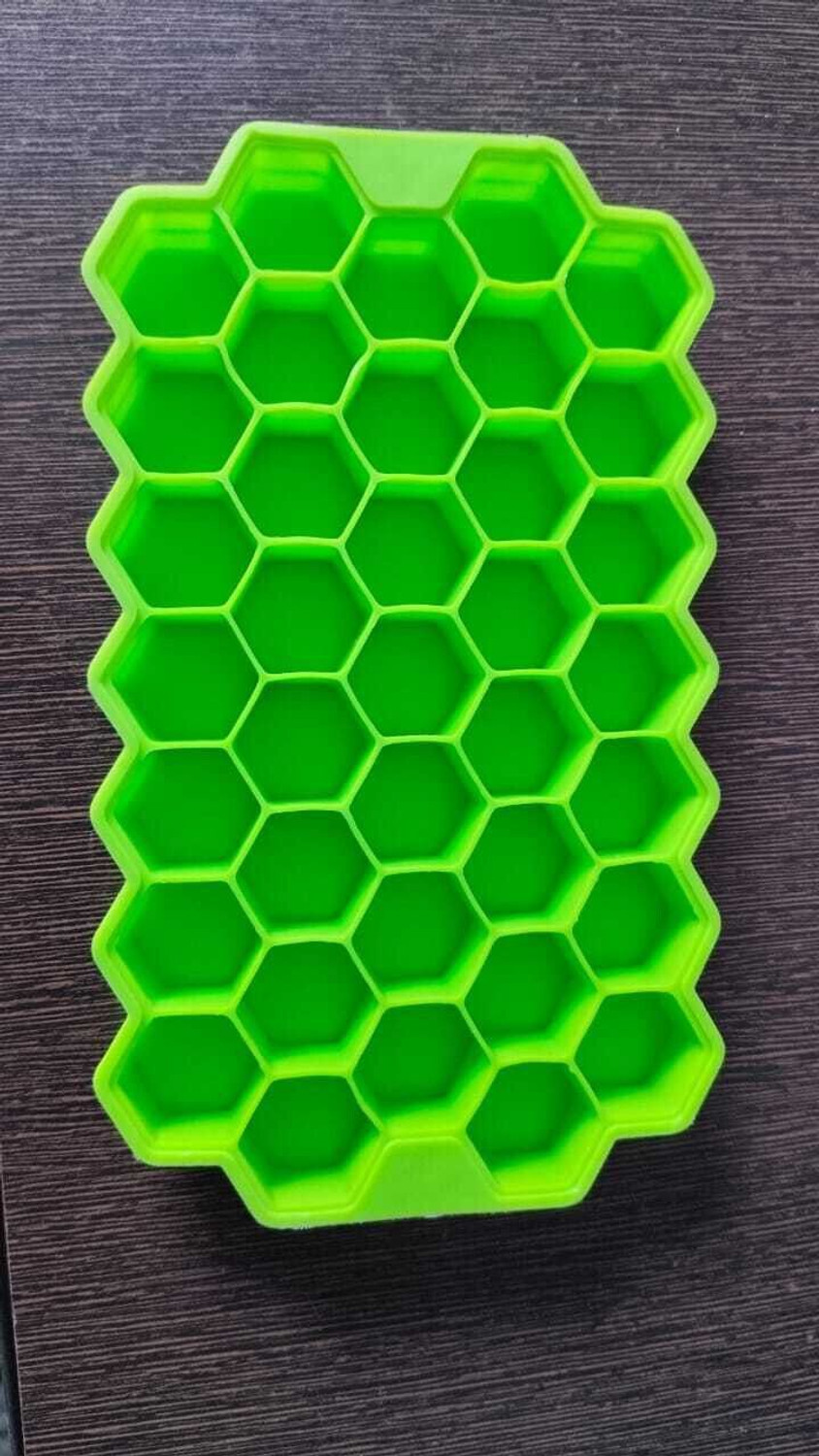 Image of Triffy Multicolor Silicone Ice Cube Tray
